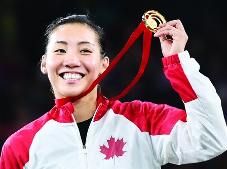 華裔才貌雙全美少女揚威 爲加拿大奪羽毛球首金