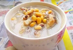 眉豆黄豆鱼骨汤