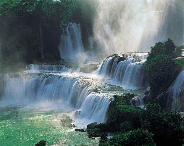 瀑布Waterfall